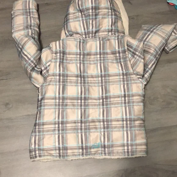 O’Neill fuzzy jacket - Picture 8 of 9